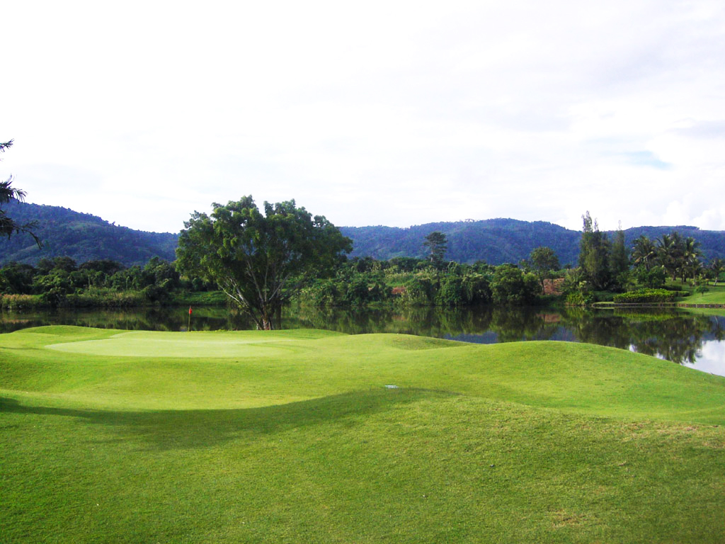 Phuket Country Club (New Course : 9 Holes)
